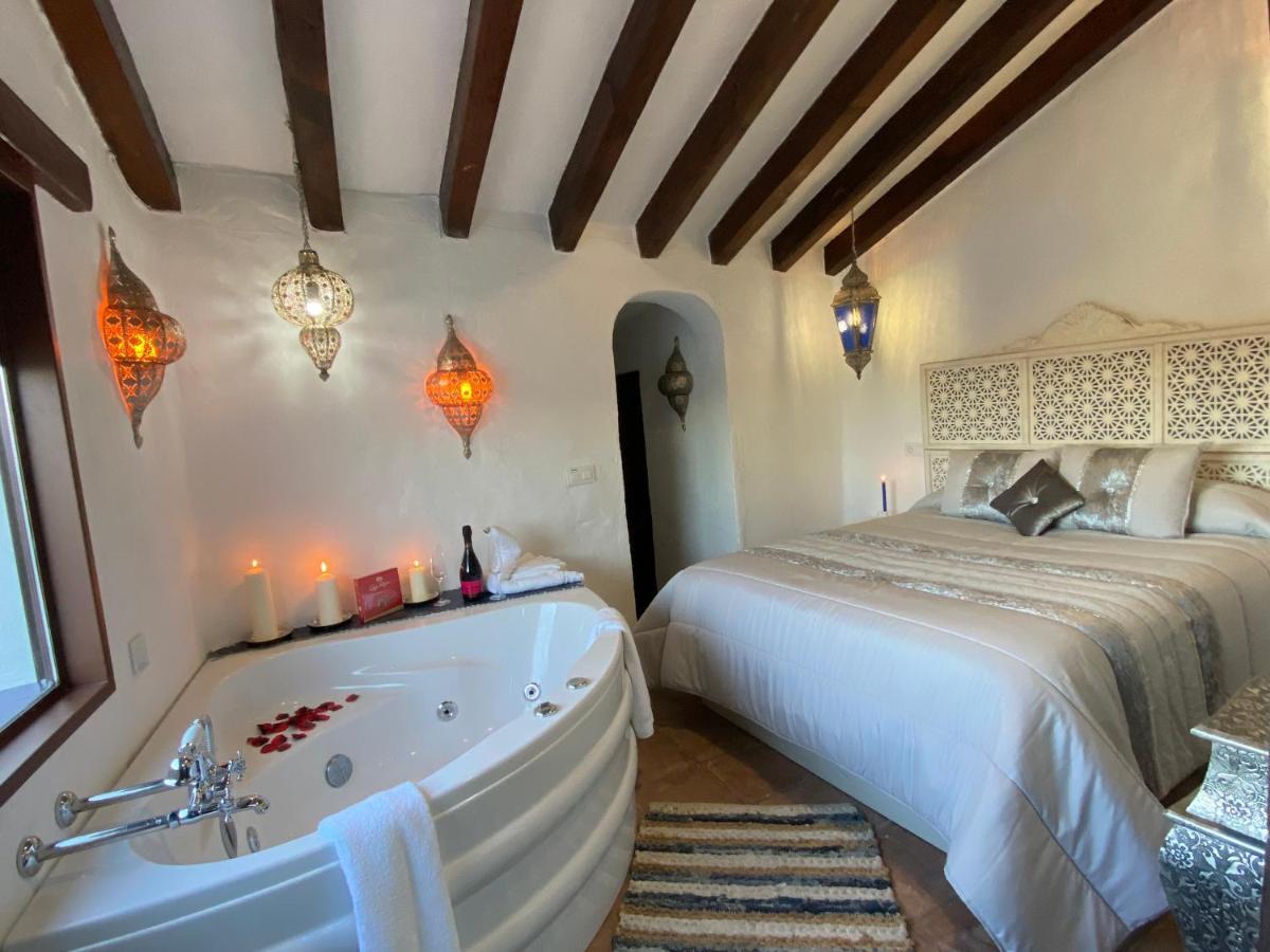 El Escondite De Martina, Aticos Romanticos Setenil De Las Bodegas Exteriér fotografie